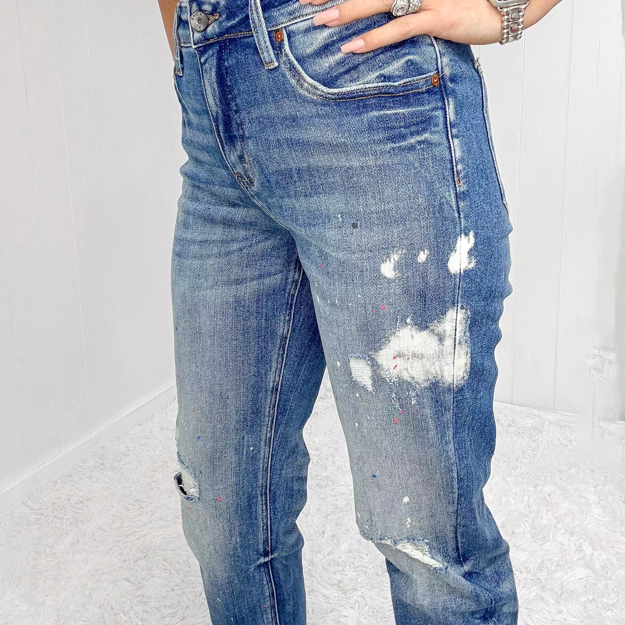 BAYEAS High Waisted Painted and Bleach Splattered MOM Jeans