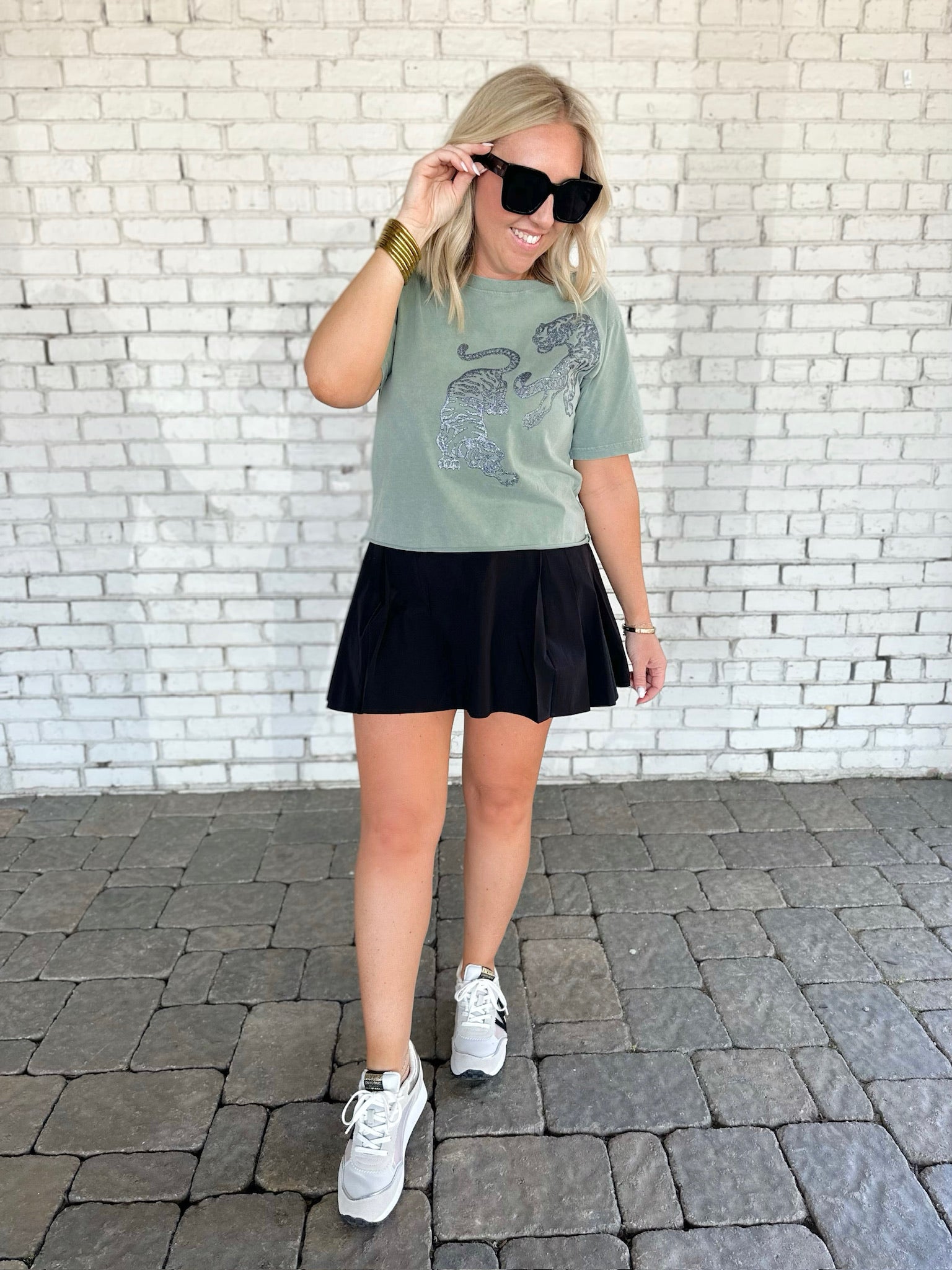 Glitter Vintage Tigers Cropped Graphic Tee-Olive