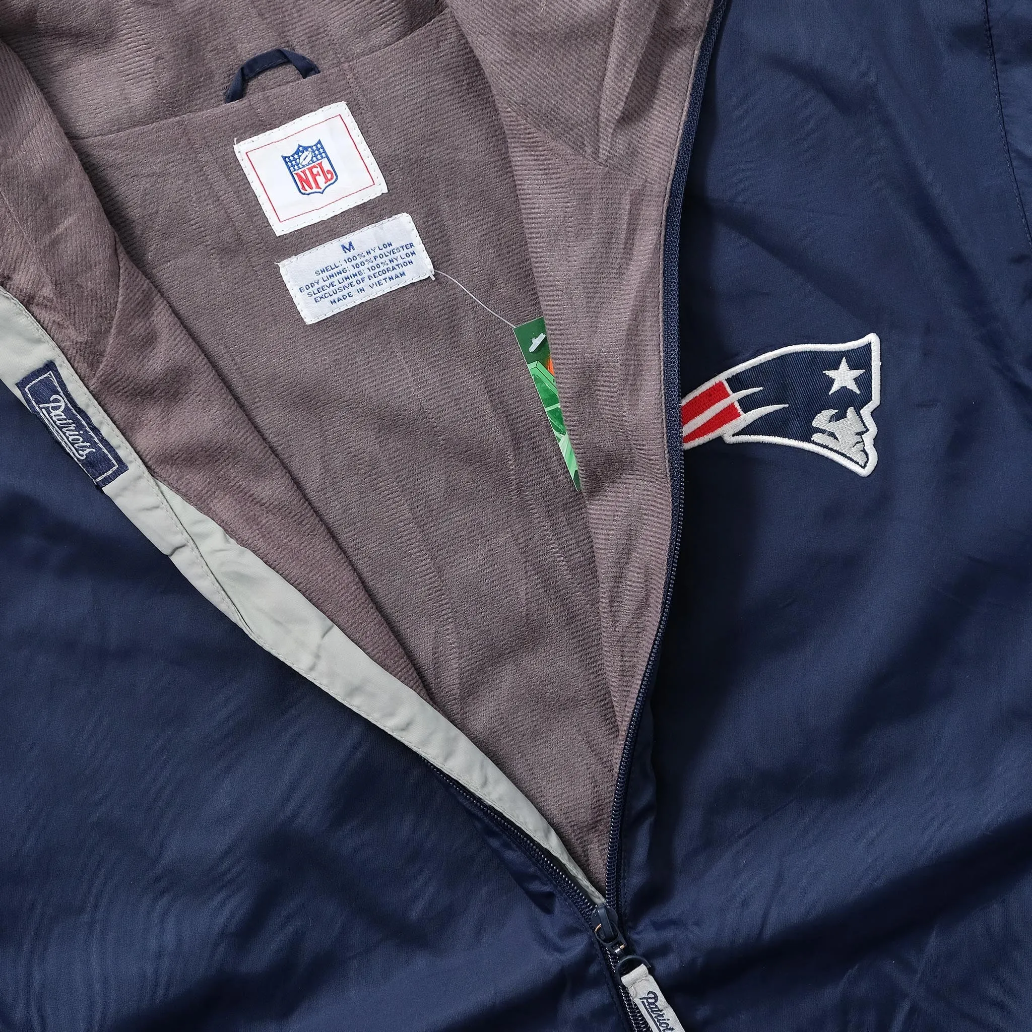 New England Patriots Light Jacket Medium