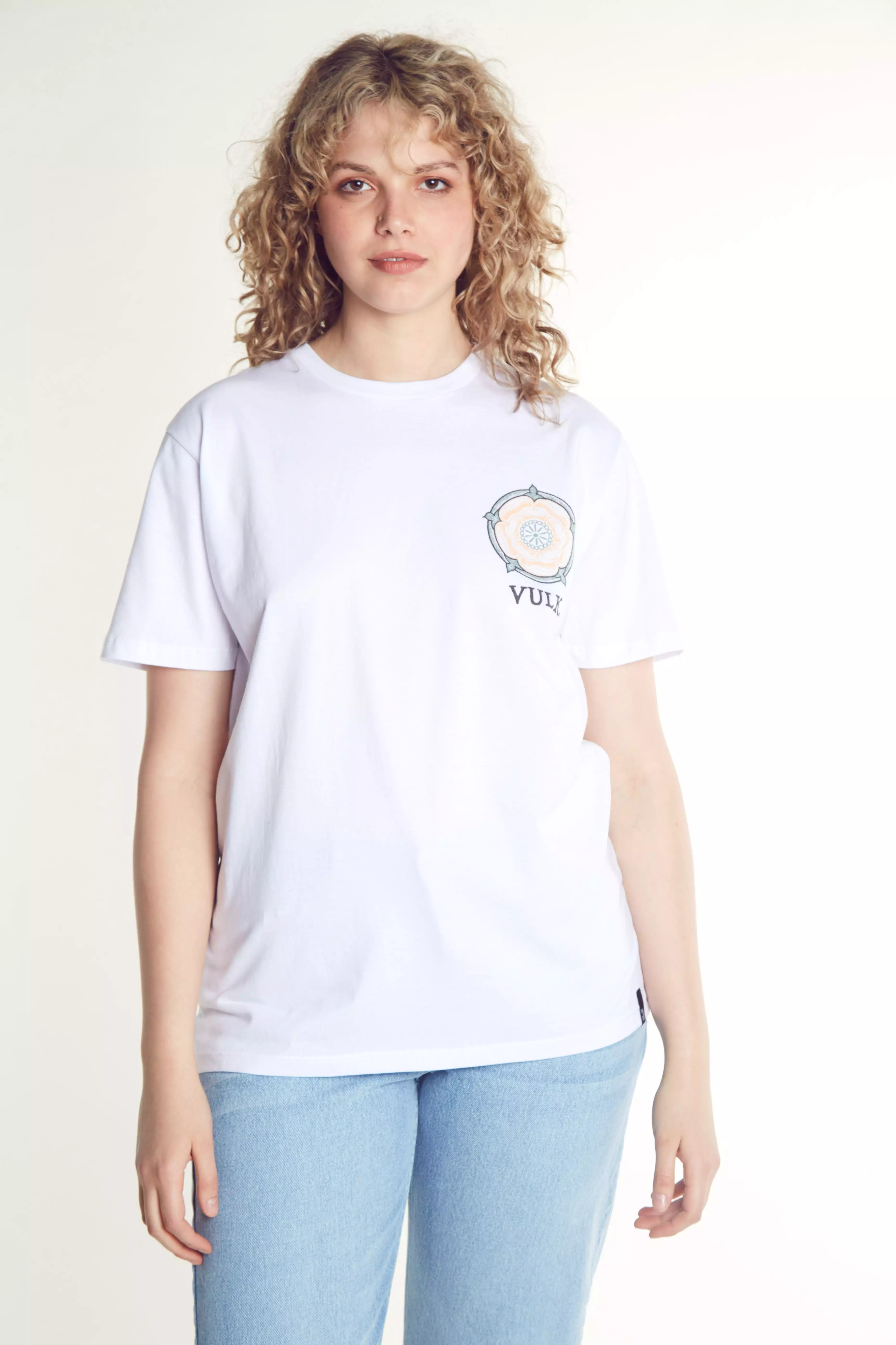 Remera Mc Vulk Compass Tee White