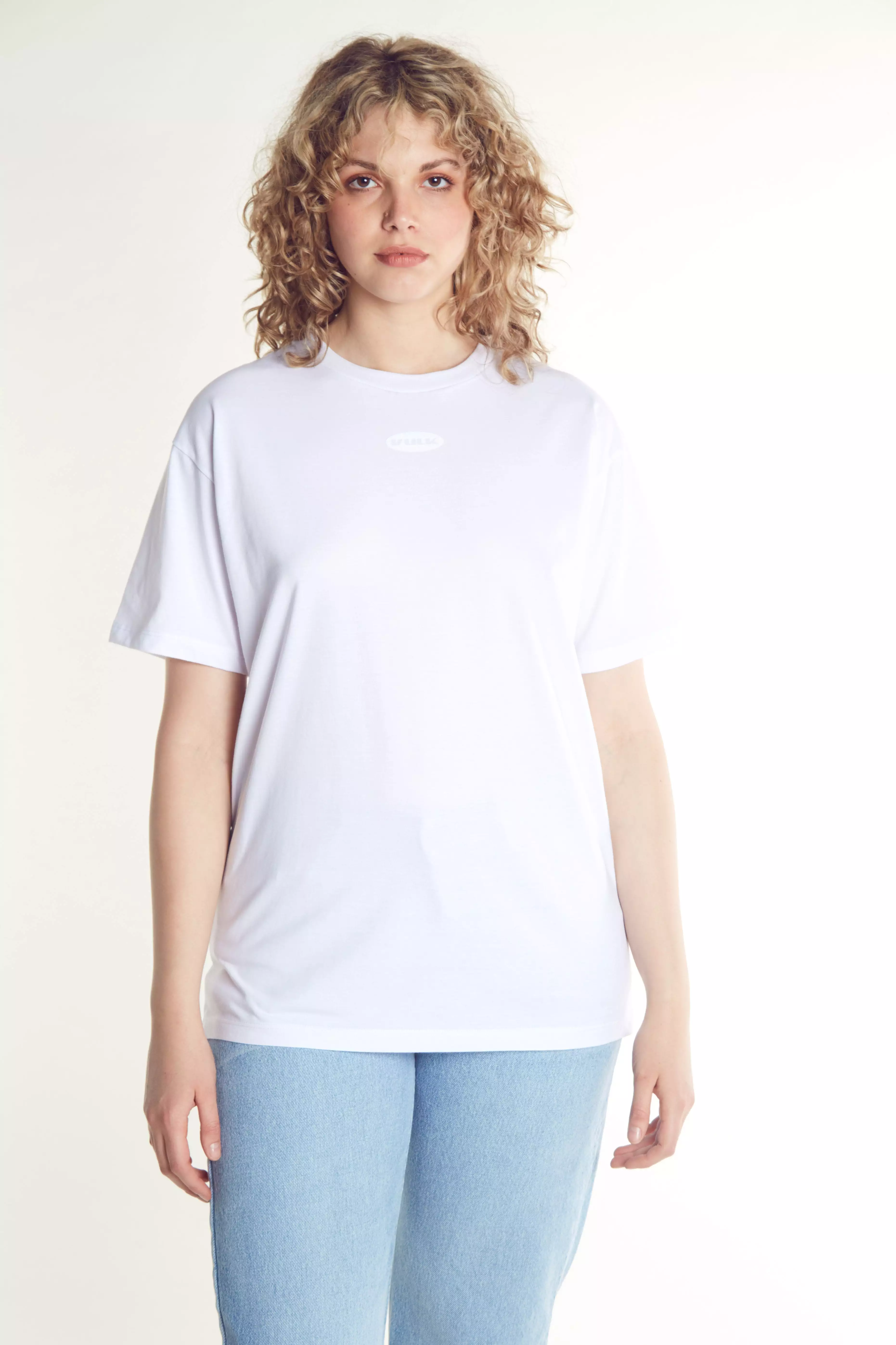 Remera Mc Vulk Oval Tee White